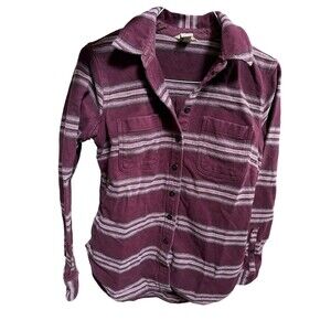 Duluth Trading Co Womens Small Flannel Thick Button Up Maroon Outdoor Camping